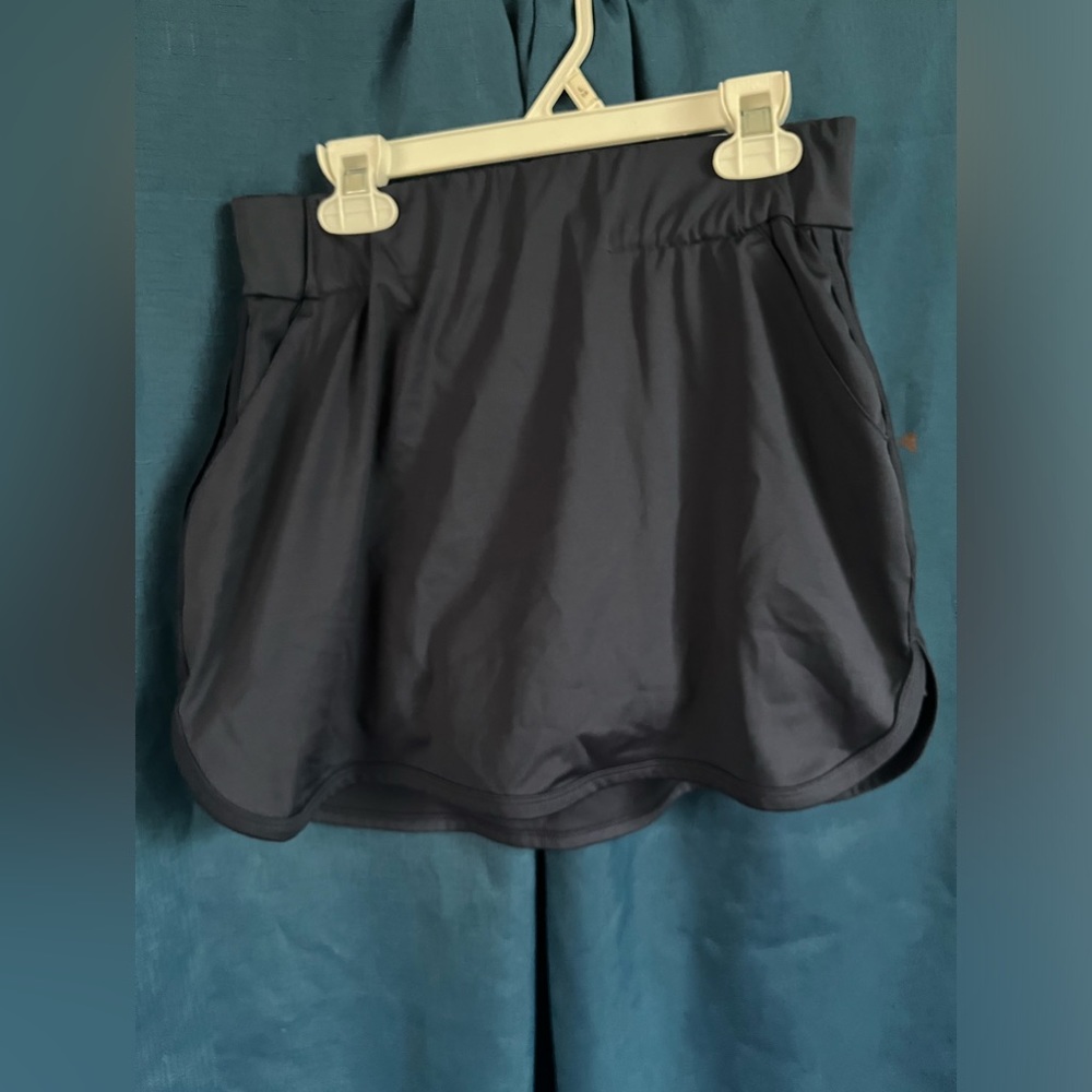 Navy blue skort